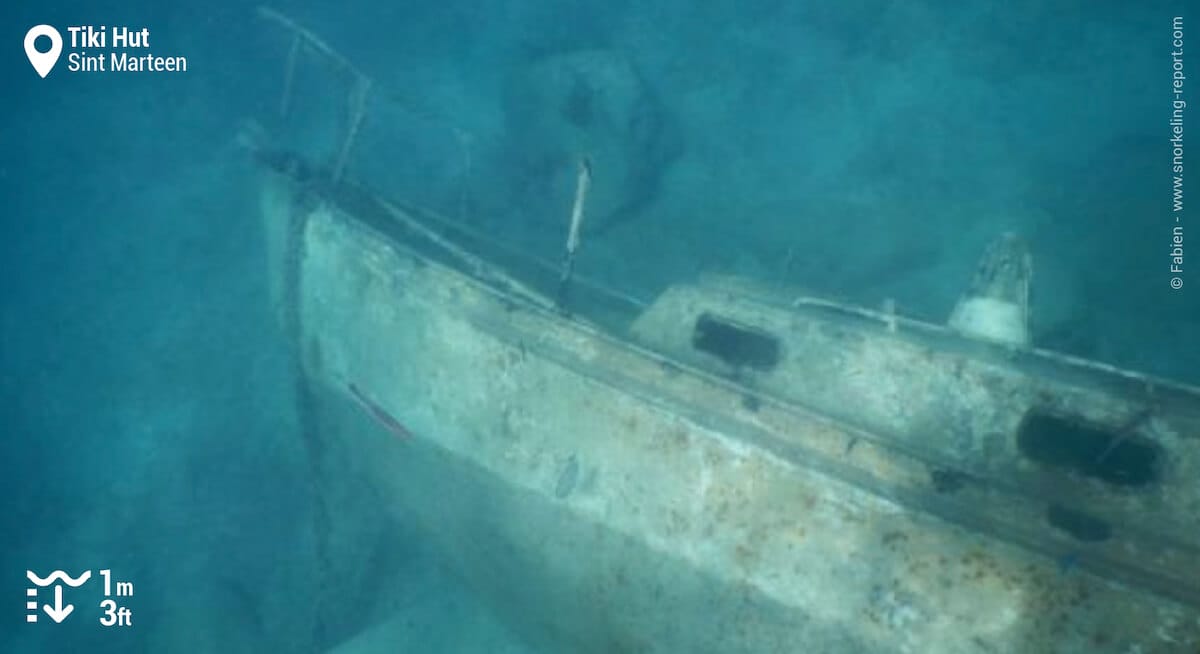 Boat wreck at Tiki Hut